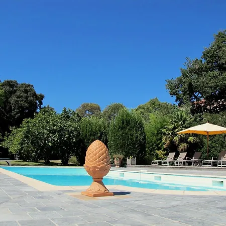 Chateau Du Pegulier Location Integrale 4*