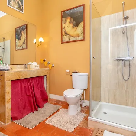 Chateau Du Pegulier Location Integrale 4*