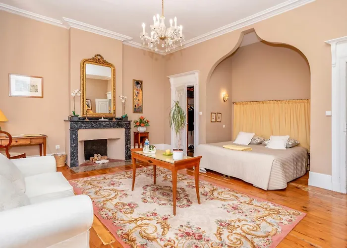 Château Du Pegulier Location Intégrale Affittacamere 4*