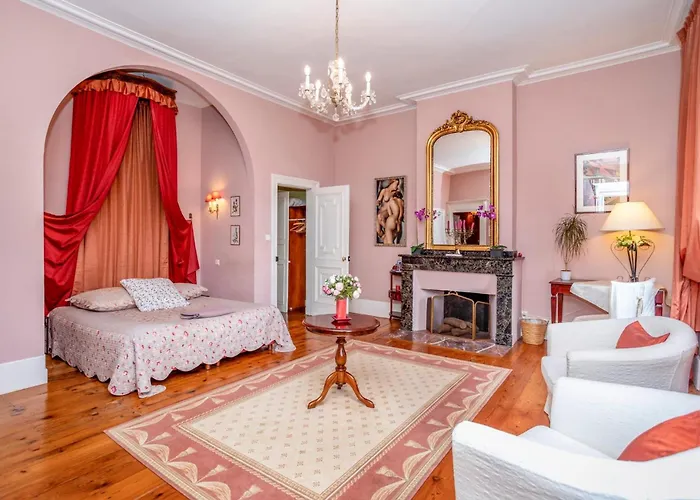 Château Du Pegulier Location Intégrale Affittacamere 4*