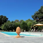 Domaine Du Pegulier 4*