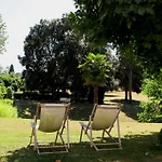 Domaine Du Pegulier 4* Montaut-Ariège
