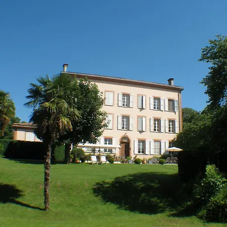 Chateau Du Pegulier Pensión