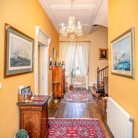 Chateau Du Pegulier بيت ضيافة Montaut-Ariège