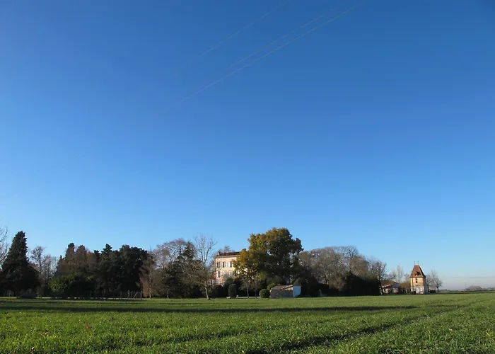 Château Du Pegulier Location Intégrale Pensión 4*