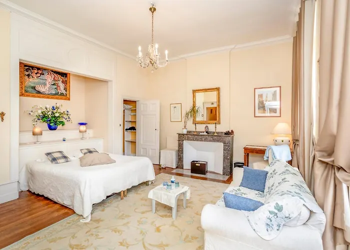 Château Du Pegulier Location Intégrale Pensión Montaut-Ariège